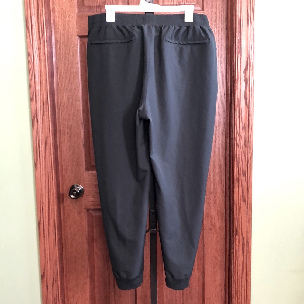 NEW LISTING! FLX Dynamic Stretch Joggers